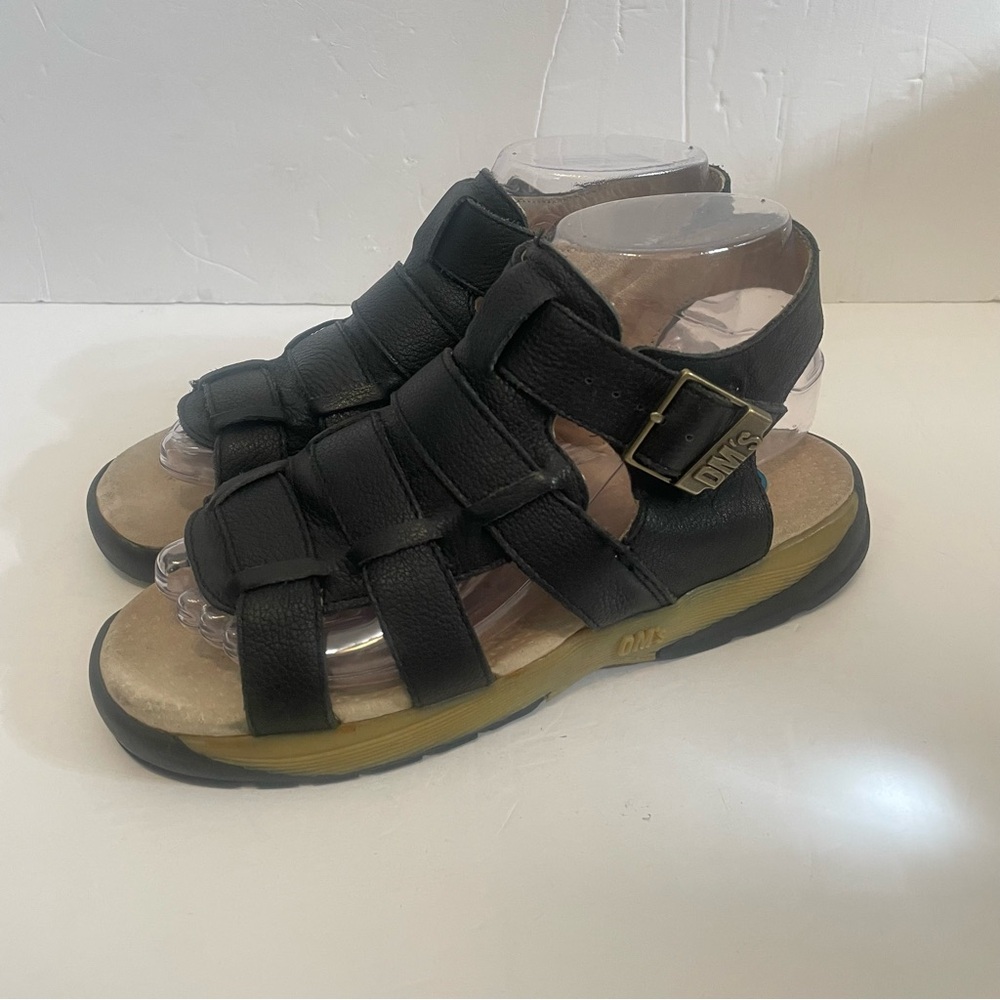 Vintage Kids Dr. Martens Fisherman Huarache Leather Sandal Size 4 Black